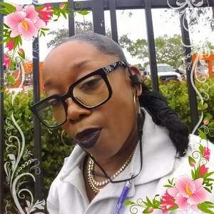 Meet your Posher, Margo